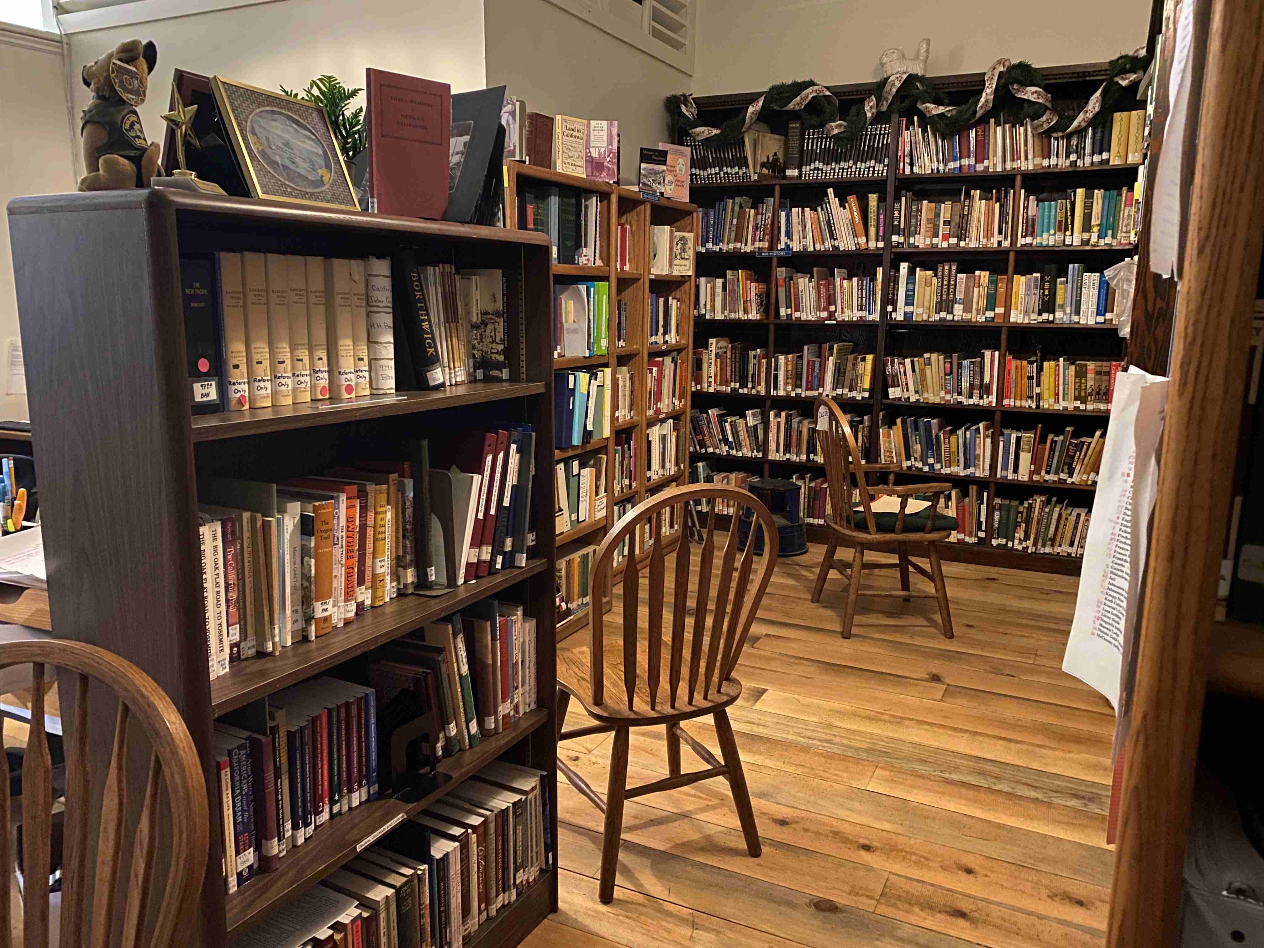 Archives library